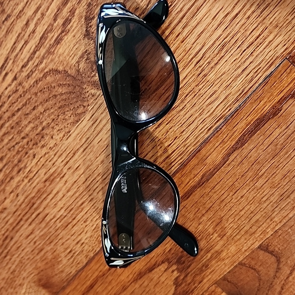 Vintage FRAME FRANCE  cat eye  sunglasses with stones and lots of detail